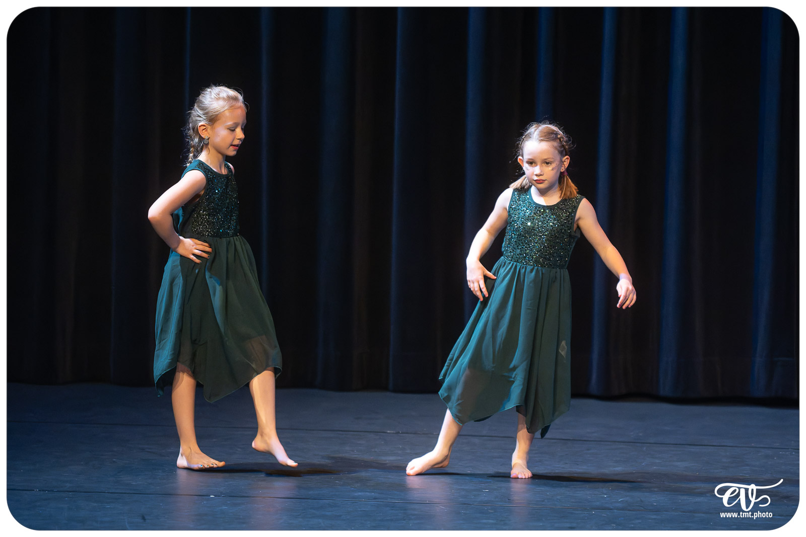 ECOLE DE DANSE CÉCILE ADAMOW